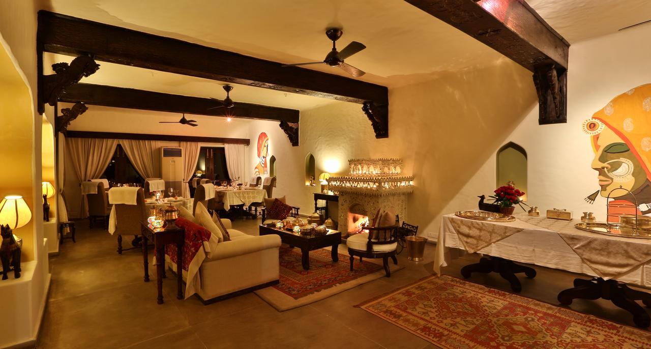 Mihir Garh Hotel Rohat Buitenkant foto
