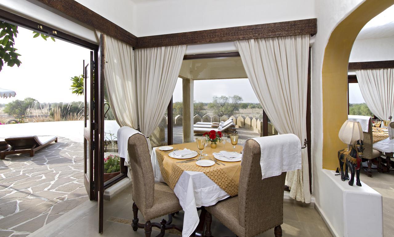 Mihir Garh Hotel Rohat Buitenkant foto