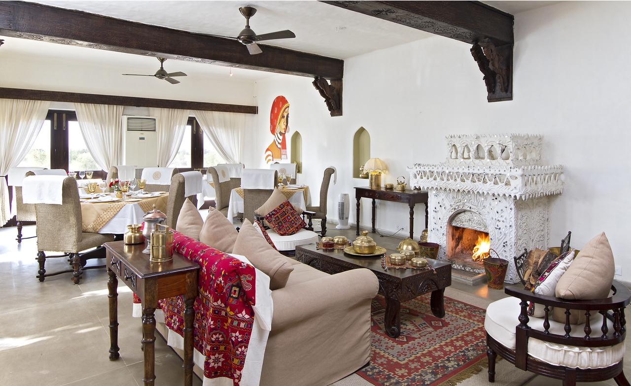Mihir Garh Hotel Rohat Buitenkant foto