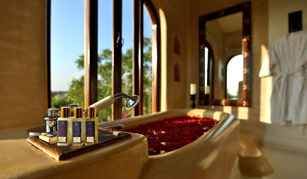 Mihir Garh Hotel Rohat Buitenkant foto