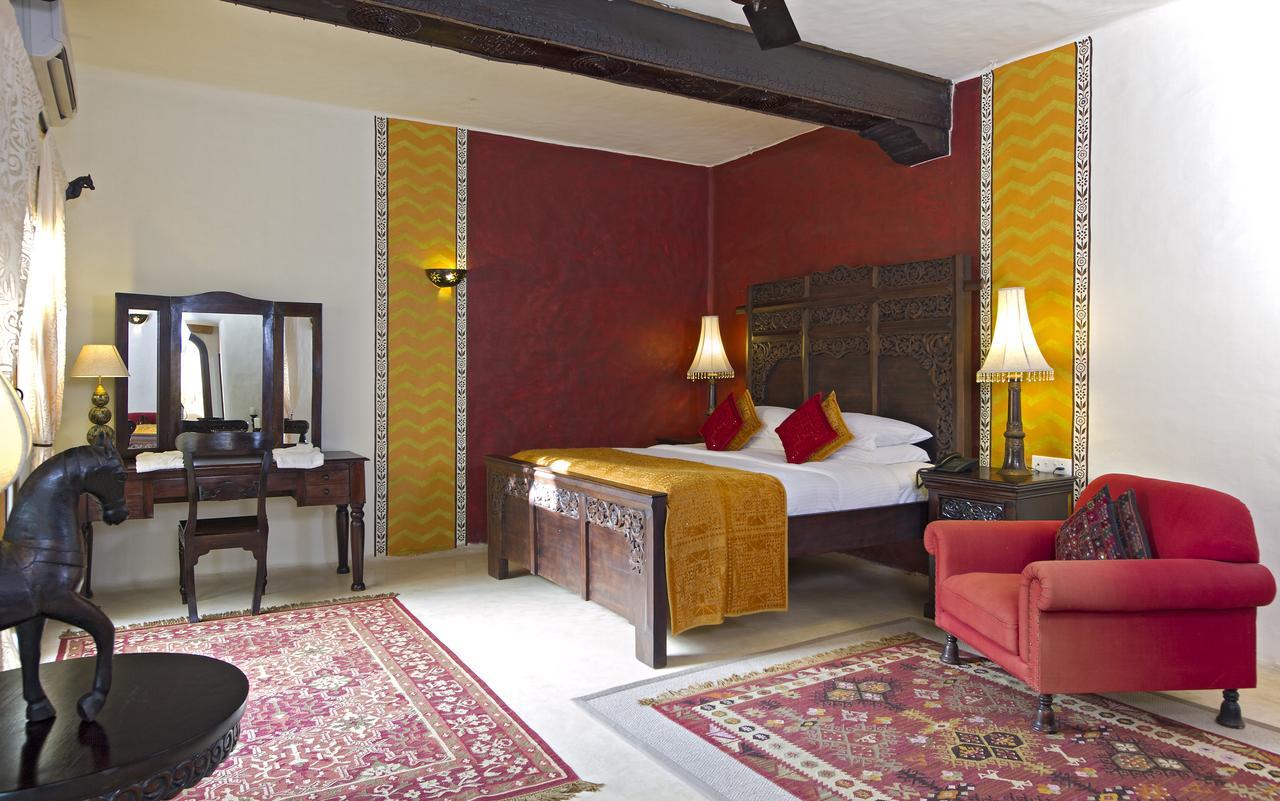 Mihir Garh Hotel Rohat Buitenkant foto